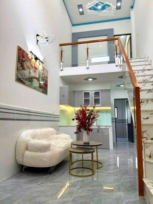 tỉnh lộ 10, 1 lầu, hxh, shr, giá 1 tỷ 780 còn thương lượng !!