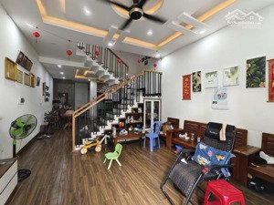 siêu phẩm 3 tầng mặt tiền phong bắc 2, thiết kế hiện đại đầy đủ công năng cẩm lệ