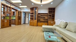 tôi chủ nhà bán chcc p202 18t1 kđt trung hòa nhân chính. dt 116m2, 3pn