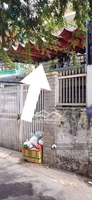 hiếm khu vực phước long b,nhà 2 tầng mặt tiền kinh doanh đường ô tô thông giá 6.5 tỷ.(bớt lộc).