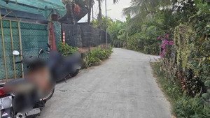 đất thổ giá rẻ trung hoà, tiền giang, hướng đông giá 600tr/lô lh ngay 