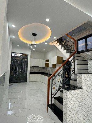 nhà hẻm phạm thế hiển, phường 6, quận 8