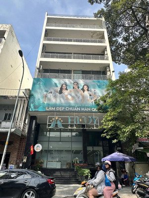 bán bds dòng tiền an dương vương ngay sát trần bình trọng, dt: 10x20, hầm 7 tầng, hd thuê 330tr