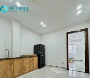 siêu phẩm studio tách bếp full nội thất cửa sổ lớn sát cầu nguyễn văn cừ - hàng siêu ngon