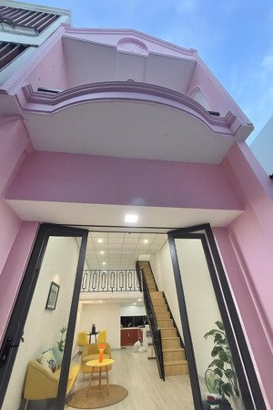 nhà mới đẹp ngay trung tâm sg - gần chợ tân bình - giáp q10, q1, q3