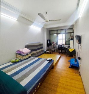 siêu hiếm nhà 47m2 4 tầng nhỉnh 8 tỷ cách ô tô đỗ 10 bước chân phố hoàng hoa thám ba đình