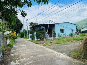 chỉ 640tr lô đất sổ hồng thổ cư qh 2045 đất ở an toàn đầu tư đường ôtô, gần ql1a và dự án sân golf