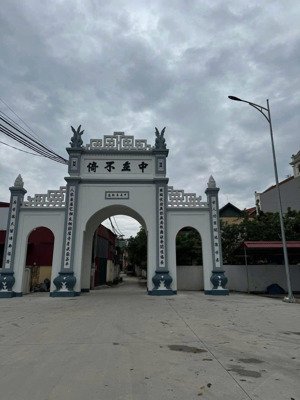 cần bán lô trung thôn nhị khê 52m2, giá 3.7 tỷ, ngõ 2.5m