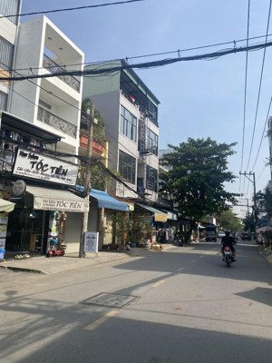 chdv 18 phòng 6x20 đường nhựa 8m dương quảng hàm p5 chỉ với 15.8 tỷ tl