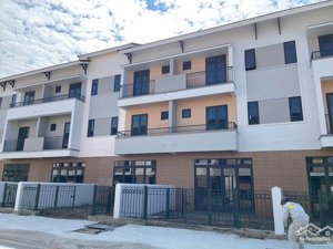 bán shophouse tại centa riverside, 8,2 tỷ, 120m2, view đẹp, giá cực chất