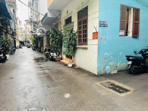 chính chủ bán nhà khương trung 32m2, 4t, mt 3.2m, giá 5.3 tỷ thanh xuân, hn. ngõ đẹp cách ô tô 30m