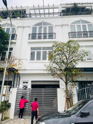 căn liền kề hải âu rẻ nhất thị trường dt59m - mt4.5m view vườn hoa siêu đẹp giá 15 tỷ.lh 