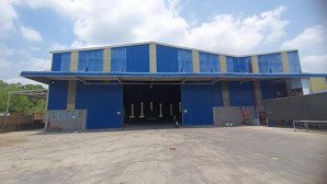 cho thuê kho xưởng tổng dt 12.000m2. dt xưởng 7500m2. tại vĩnh hòa / phú giáo. lh 