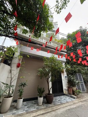 bán nhà dân xây kiên cố việt hưng long biên 50m2 mt 4m 5 tầng giá 11,6 tỷ gara ô tô ngõ thông