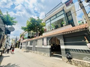 cho thuê biệt thự - 64 hồ biểu chánh, phú nhuận - 25x15m (trệt 3l - sân rộng)