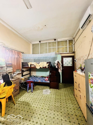 bán gấp nhà đường yersin, quận 1 - 75m2 (4 x 20) - hẻm thông, gần sát mặt tiền - 5 tầng chắc chắn