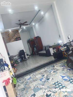 Bán nhà 1T1L HXH đường 182, Tăng Nhơn Phú A, quận 9, DT 50m² giá 5.7 tỷ.