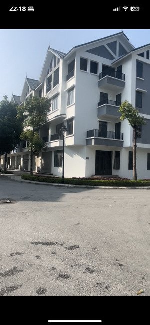 bán btlk royal park. dt 170m2, mt 15m, 4 tầng. kđt kim chung - di trạch. giá 27,5 tỷ