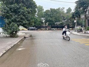 bán lô góc mặt đường bệnh viện gia bình - bắc ninh