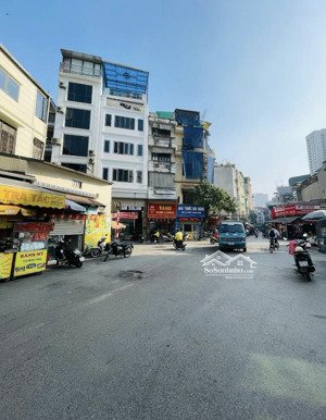 bán nhà làm văn phòng, kinh doanh, ngã 3 yên hoà - trung kính. 46m2, mt 7m giá 31 tỷ
