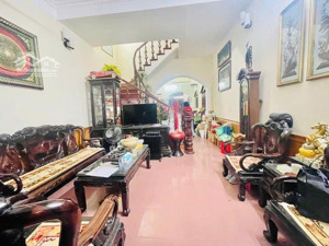 bán nhà phân lô mậu lương 50m2 5 tầng hoàn thiện đẹp giá 13.5 tỷ