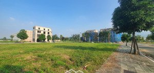 lô 100m2 đường lớn cực đẹp mà giá cực rẻ, ac liên hệ ngay ạ