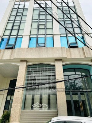 cho thuê gấp nhà 800m2 tại đường nguyễn minh hoàng, tân bình