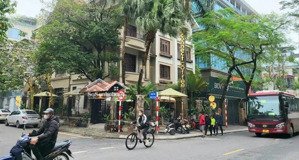 cho thuê nhà mặt phố xuân la, 90 triệu, 115 m2, mặt tiền 5m, giá ưu đãi đẹp lh 