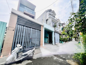 bán nhà 3 tầng, 5 phòng ngủ, đường 9, linh xuân - giá 6,25 tỷ