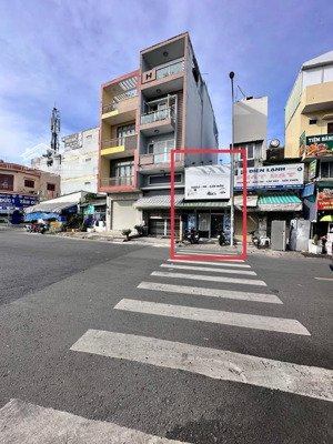 phú thọ hoà - tân phú - nhà mt đường 60m chỉ hơn 2 tỷ tân phú cầm hơn 2 tỷ không bao giờ mua được