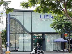 góc 2 mặt tiền đường lê thánh tôn - pasteur, phường bến nghé, quận 1