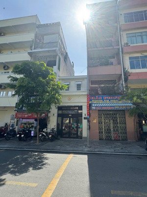 mặt tiền trần đình xu q1 ngang 4,1m dài 16,5m 3 tầng giá 24,8 tỷ giáp ngay nguyễn trãi