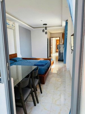 cho thuê căn studio tầng 4 ở nguyễn hữu huân, nha trang