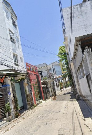 hàng siêu hiếm.nhà 2 tầng đẹp 2 mặt tiền đường hẻm ô tô nguyễn khuyến. 71m2, ngang 5.6m. giá 5.3 ty