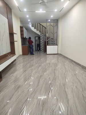 11 triệu. mới tinh. 5 tầng. ngõ 131 xuân đỗ, cự khối lh 0769150*** (zalo) nguyên căn nhà mới