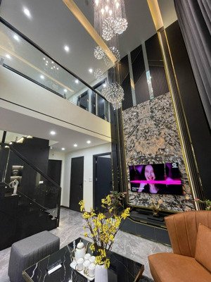 chính chủ bán căn duplex 3pn chung cư dragon castle hạ long