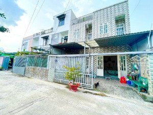 bán nhà 3 tầng dt 99m 7,7*11 đường an phú đông 27, phường an phú đông, q12, giá 4,5tỷ đường 4m