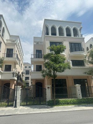 chủ nhà thiện chí bán căn tứ lập cx, giá rẻ hơn thị trường 500tr, vị trí đẹp, sát ngay công viên