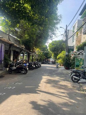 chủ kẹt tiền cần bán nhanh trong tháng nhà 1 sẹc hxh cây trâm p8 gò vấp 80m2