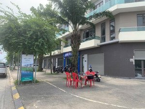 vị trí đẹp nhất trục chính vsip 56m kinh doanh cho thuê luôn không có căn thứ 2