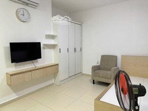 cho thuê căn hộ studio 30m2, 9,5 triệu tại m-one nam sài gòn, q7