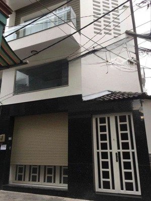 nhà mới tô hiến thành q10 -hẻm hơi 7*10-khu vực đông đúc -gần chợ