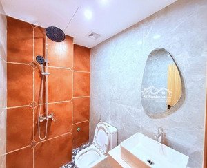 nhà đức giang 56m2 giá 8,4 tỷ ngõ thông, full nội thất