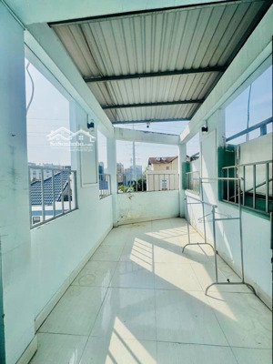 nhà căn góc 2 mặt tiền hẻm 3m đường phạm văn đồng giao lương ngọc quyến phường bình lợi trung