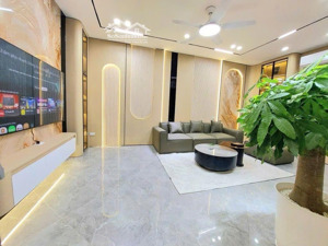 siêu phẩm nhà đẹp đón tết - 6 tầng thang máy - full đồ cách phố dương văn bé 10m vị trí hiếm