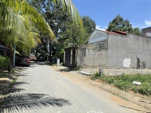 cần bán gấp 76m2 (5x15.5m), sát bên bệnh viện qt hạnh phúc, đường nhựa, dân cư đông