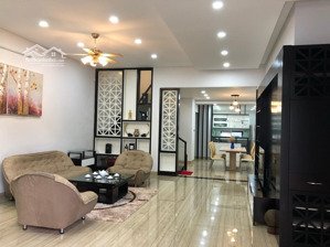 chính chủ cho thuê biệt thự 05pn , dtsd 400m2 tại kđt đa phước đường nguyễn tất thành , tp.đà nẵng
