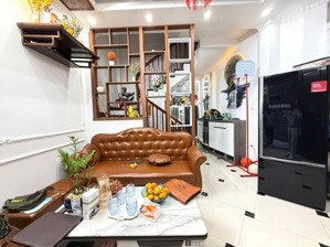 vượng khí! nguyễn đổng chi, 5m ra ô tô, 5m mt, cạnh trường học, nhiều xây xanh, 40m2*5t, sđcc