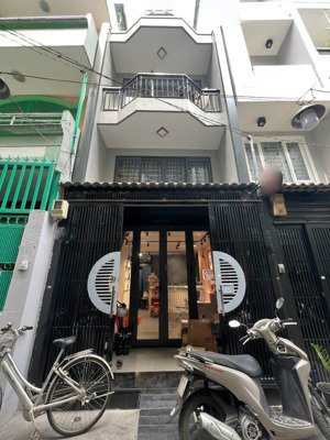 hàng hiếm còn sót lại nhà 3 tầng trung tâm quận 10, giá chỉ 6 tỷ 990