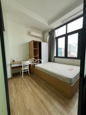 căn hộ 2pn + 1pk cửa sổ, giá 8,8 triệu tại hoàng văn thụ, p 8, phú nhuận, hcm, view đẹp, giá tốt